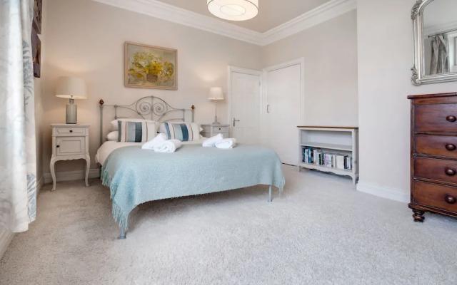 Richmond Place - Apartment in Private Mansion
