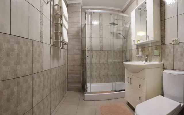 Lastivka Guest House