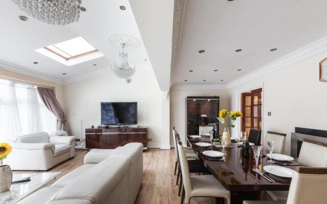 London's Best Spacious Family Home