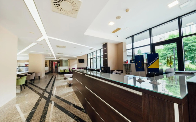 Walter Hotel