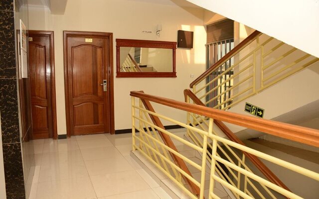 La Posh Hotel