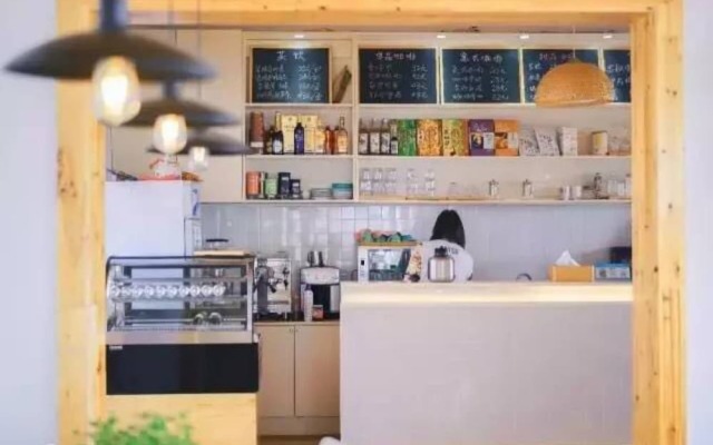 Taihu Baopu Fish Inn