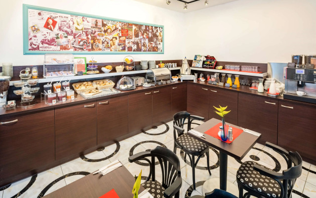 Best Western Plus Celebrity Suites