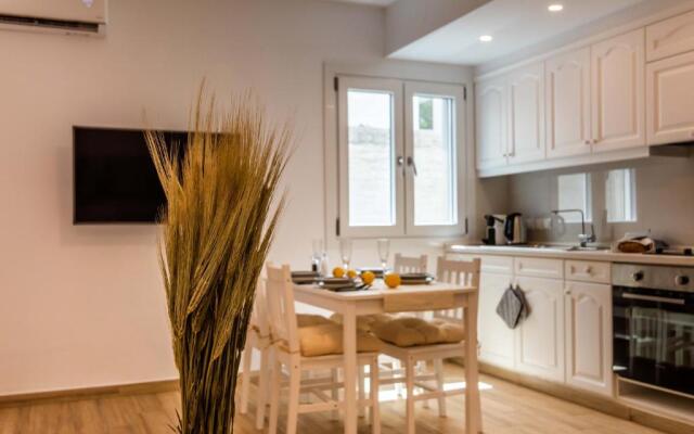 White Rock Milos Suites