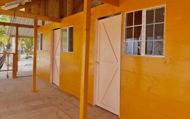 Private bedroom on paradise San Blas Island - Meals Included