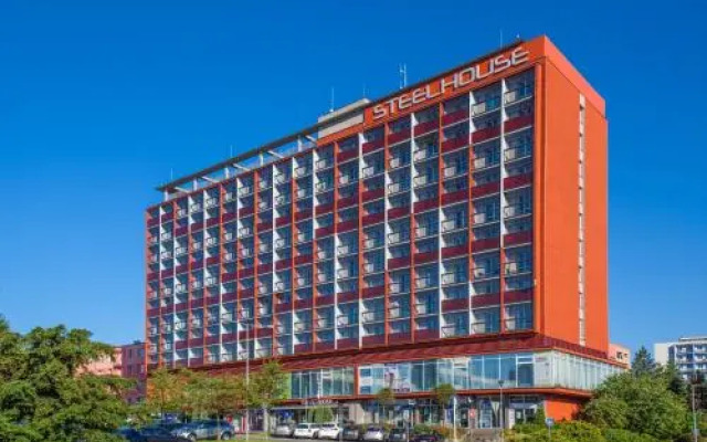 Steelhouse Hotel