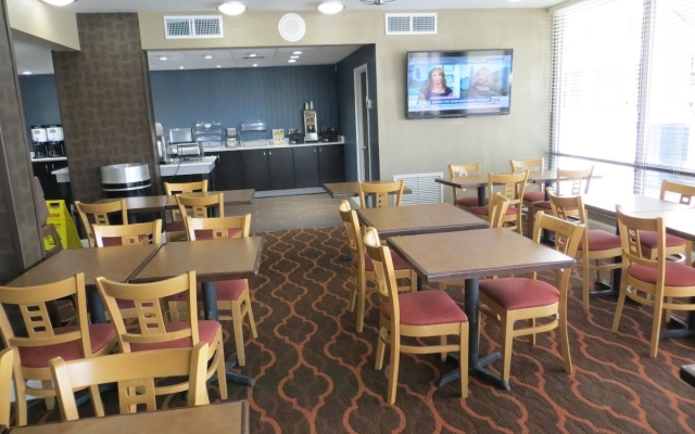 Baymont Inn & Suites Florence by Wyndham