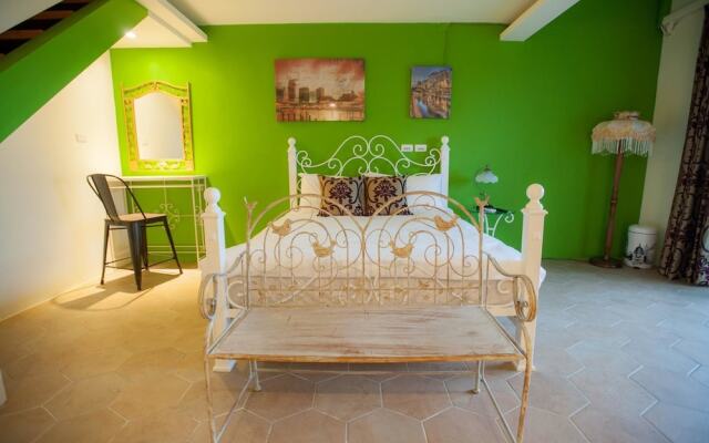 Pacific Seaside Resort B&B