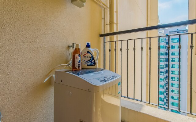 Locals Boutique Apartment Huafa Plaza 17