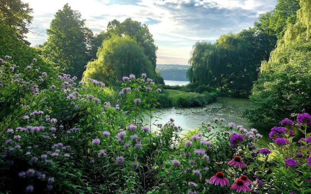 Buttermilk Falls Inn