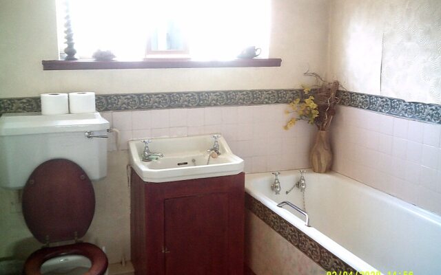 Wheatsheaf House Bed & Breakfast