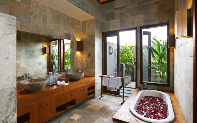 Villa Tiara Mas