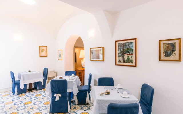 Hotel Toro