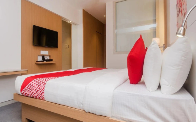 OYO 16718 Hotel Aditya Residency