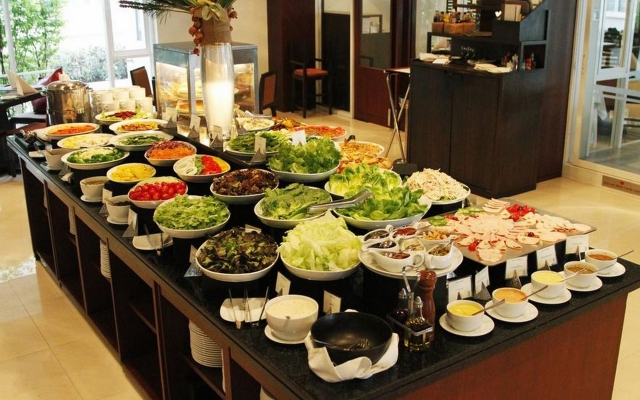 Kantary Hills Hotel and Serviced Apartments