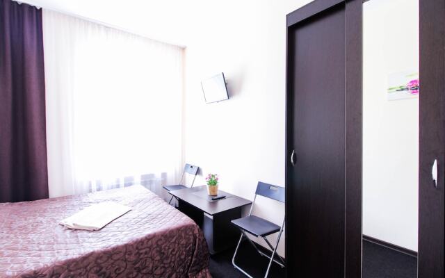 SuperHostel на Каменноостровском 39  