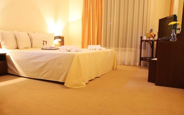 MURITE PARK Hotel - AZALIA BUILDING 4*