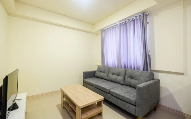 Modern 2BR Room at Meikarta Apartment By Travelio