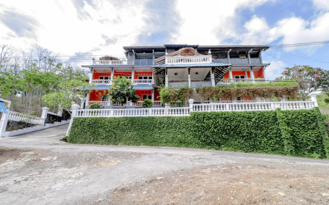 Adinda Beach Hotel and Villa by ZUZU