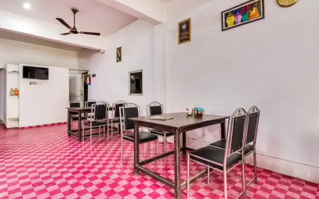 SPOT ON 47680 Hotel Atithi And Restaurant
