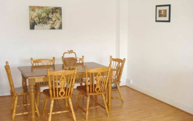 Moore Bay Holiday Homes