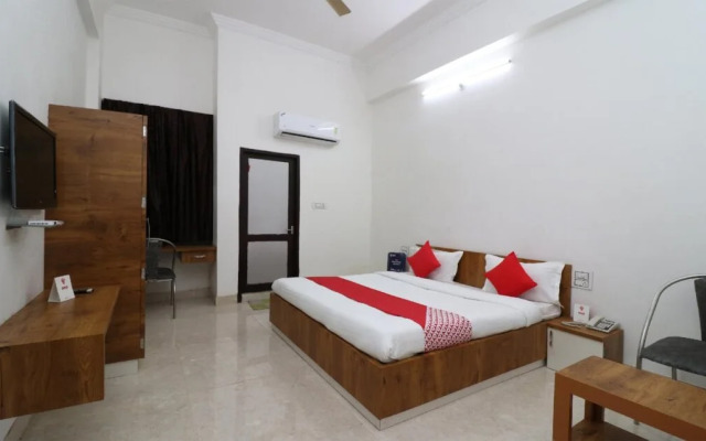 Anand Luxury Villa By OYO Rooms
