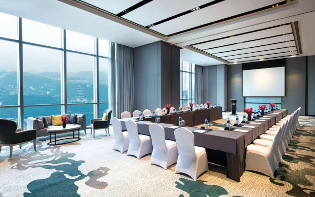 Crowne Plaza Baoji City Center