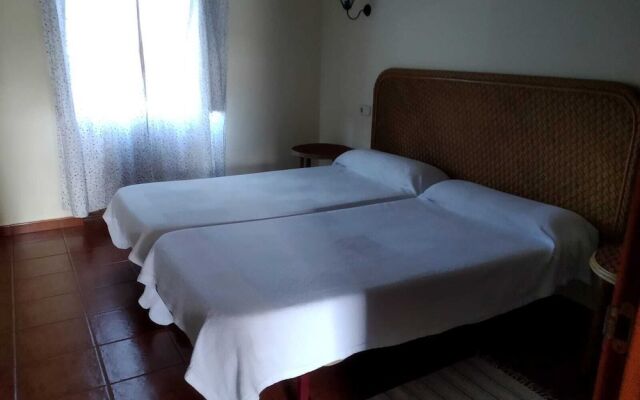 Apartamentos Rurales La Regatina