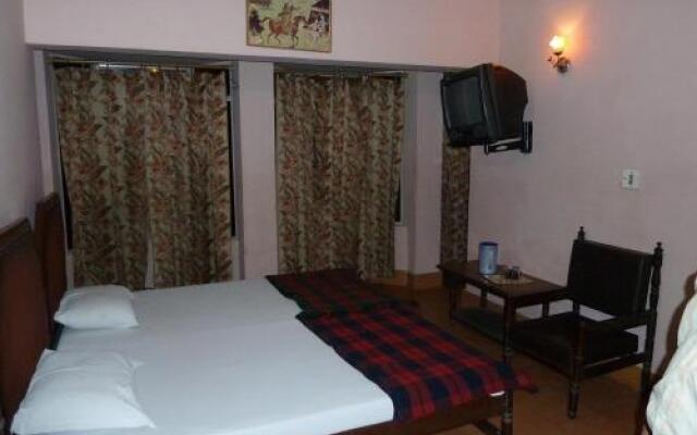 Hotel Paradise Guest House