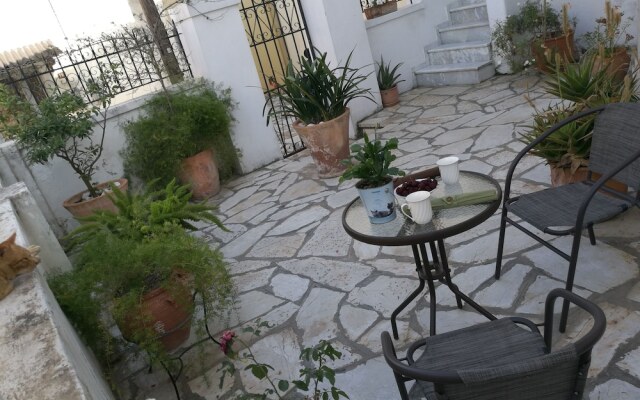 Katia Corfu Town house by Konnect