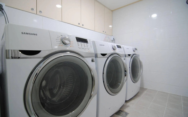 Inn The City Business Hotel