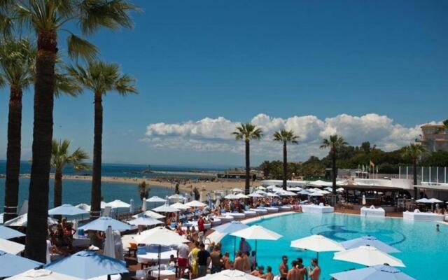 20945 - Great Apartment Very Near Beach