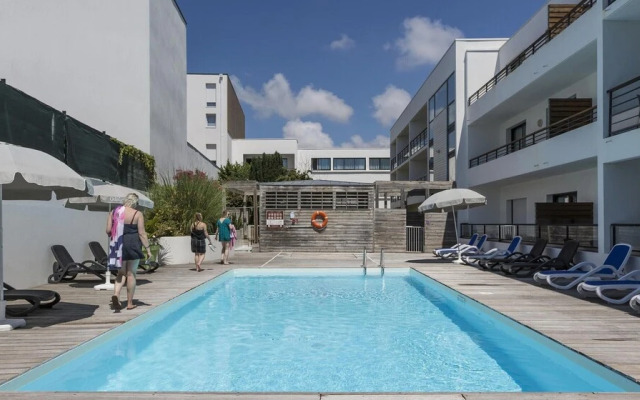 Modern Apartment in Coastal Town La Rochelle