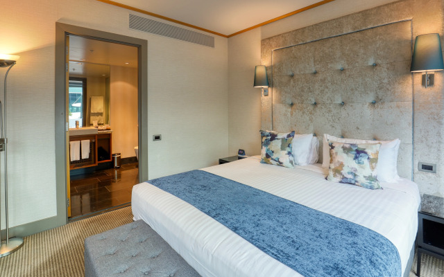 Marsden Viaduct Hotel
