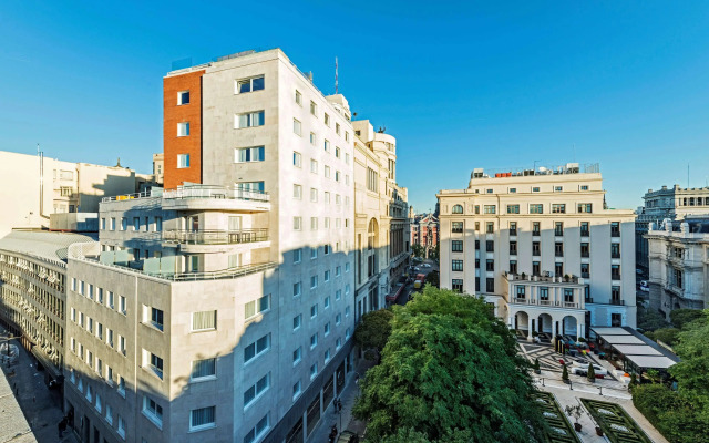 NH Collection Madrid Suecia