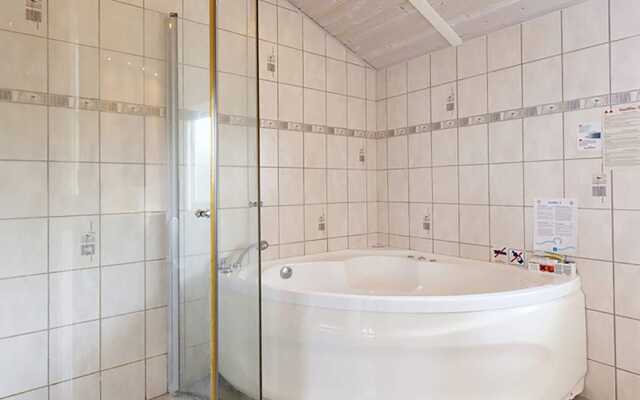 10 Person Holiday Home in Rudkobing-by Traum