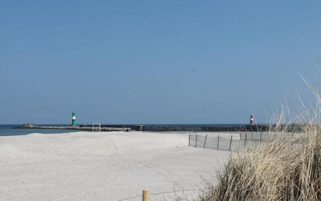 Quaint Apartment in Rerik Near Seabeach