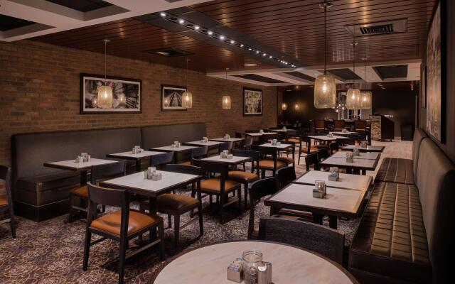 DoubleTree by Hilton Raleigh Crabtree Valley