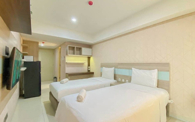 Compact And Comfortable Studio At Apartemen Warhol (W/R) Residence