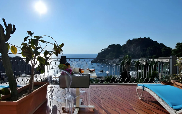 Baia Azzurra Hotel
