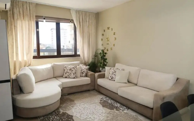 Kron s Apartment in Shkod r