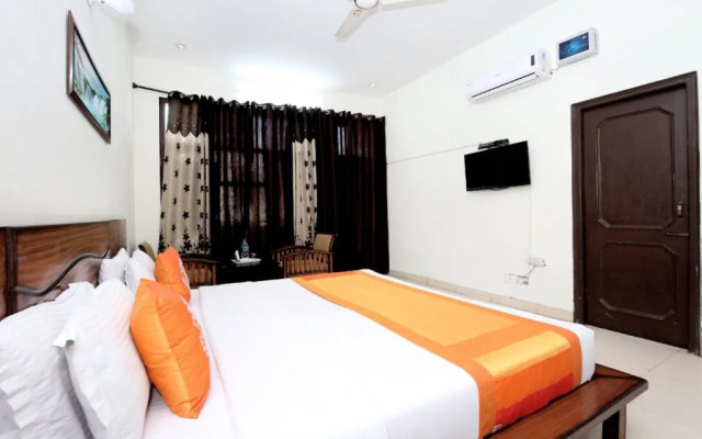 Shradha Guest House