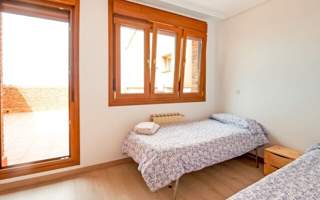 Gorgeous Holiday Home in Laguardia With Terrace