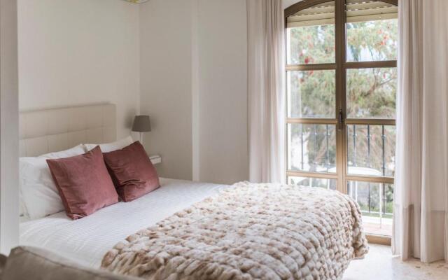 Estudio Plaza de la Laguna by Dulce