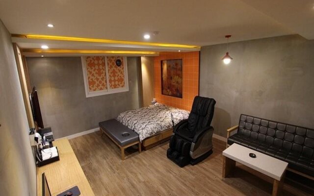 Abba plus hotel