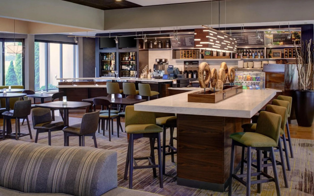 Courtyard by Marriott Detroit Dearborn