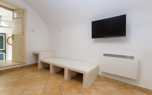 Campiello Apartments