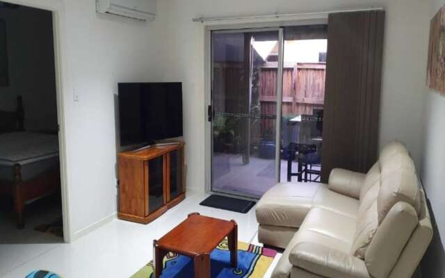 1 BDR Sea Side Guesthouse