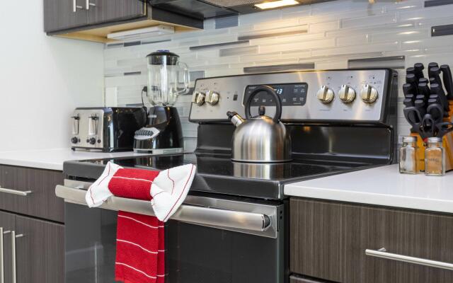 Breathtaking Home Private Hot Tub