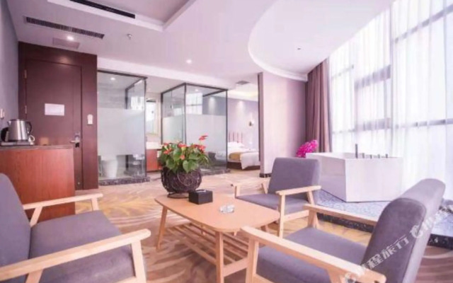 Qianzhiyue Hotel